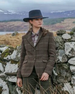 Hoggs Of Fife Musselburgh Ladies Tweed Hacking Jacket -Trendsetters Closet hoggs of fife musselburgh ladies tweed hacking jacket 3 76645 p